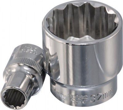 Головка 12-гранная 1/2 DR 17мм арт. 112317